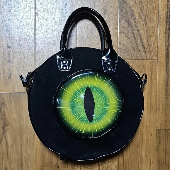 Kreepsville Eyeball Bag - Picture 2 of 14